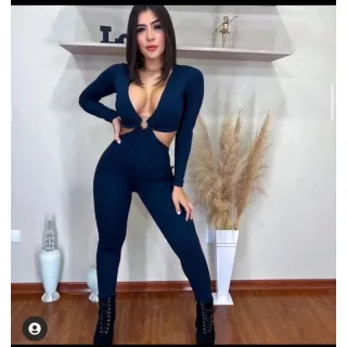 Poliamida macacão: compre online na Raryel - Vermelho