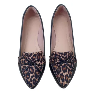 Bico fino Mocassim Sapatilha - Napa Preto Com Onça Pelo