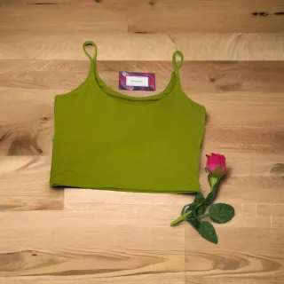 Alça fina suplex cropped feminino casual lisos e estampados em várias cores - Rosa Chiclete