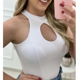 Blusa Feminina Gola Alta com Decote Gota - Promoção! - Vermelho