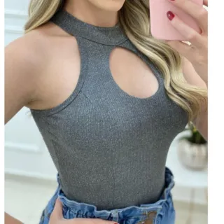 Blusa Feminina Gola Alta com Decote Gota - Promoção! - Vermelho