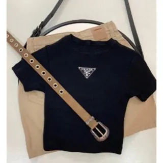 Envio em até 24 horas - Cropped Canelado Prada Feminino Moda Gringa - Roxo