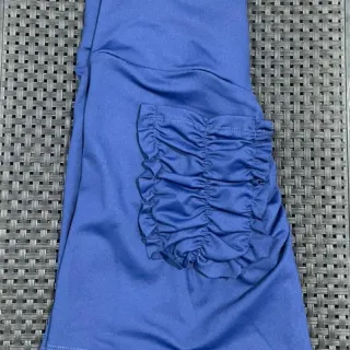 Short fitness feminino com bolso atrás e tecnologia EMPINA bumbum - Azul Royal