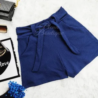 Compre Shorts Feminino Listrado Liso Com Cinto na Loja Online Raryel - listrado cinza