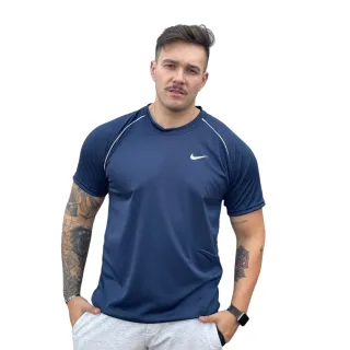 Camiseta básica masculina dry fit - Ideal para atividades físicas - Branca