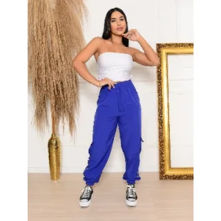 Modelo Tik Tok Calça Feminina Tactel Cargo Jogger com Bolsos Laterais - Azul