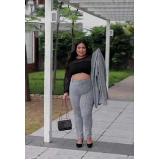 Promoção Blazer Blueleia de Luxo com Botões - Plus Size P, M, G, GG - Onça i