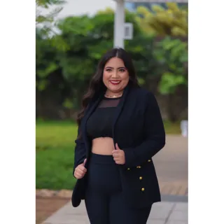 Promoção Blazer Blueleia de Luxo com Botões - Plus Size P, M, G, GG - Onça i