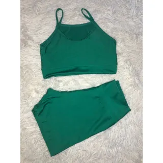 Moda fitness: conjunto top e short curto ou pedal - Est.13