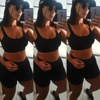 Conjunto Fitness Corrida Top com Bojo e Short Duplo - Roupa de Academia - PRETO COM BRANCO