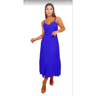 Compre agora o elegante Vestido Longo de Alcinha em Crepiho, com modelo botão e babado poá forrado. - Pinki  liso