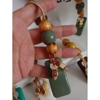 Escolha vários modelos de maxi colar feminino - Preto amêndoa