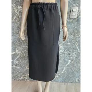 Moda evangélica: Saia Midi Jogger em moletom - GG