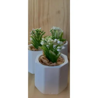 Arranjos de Plantas Artificiais em 3 Vasinhos Decorativos - AMARELA