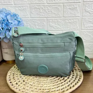 Causal Feminina Bolsa Mensageiro Ombro Nylon Multicamadas Y4387 - preta1508