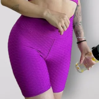 Suplex de Academia Meia Coxa Disfarça Celulite Bolha Short - Preto