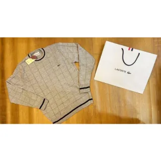 Suéter básico masculino quadrado - Cinza