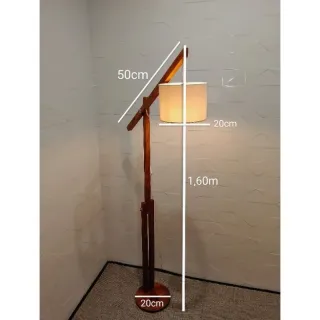 Cúpula em madeira para luminária articulada de chão - Único