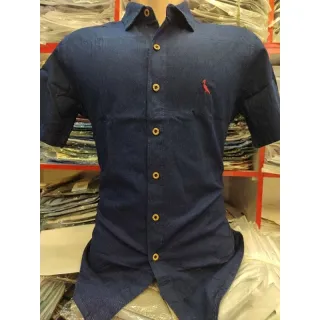 Manga curta camisa social jeans: estilo e conforto em uma peça