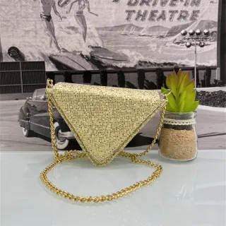 Bolsa de festa em couro envernizado com brilho glitter - Dourado