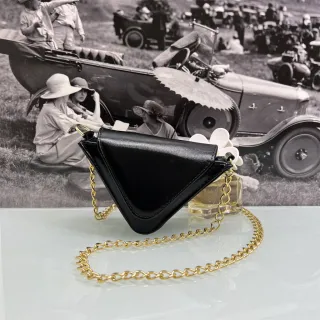 Bolsa de festa em couro envernizado com brilho glitter - Dourado