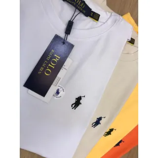 Camiseta RL tradicional modelo peruano