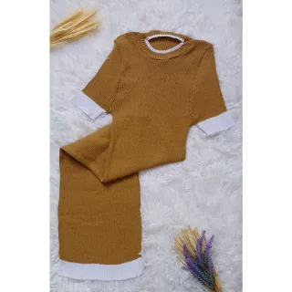 Variedade de Vestidos Tricot Modal / Manga Curta / Gola V e Redonda / Listrado Trico - Marinho Vest Liso