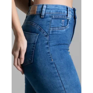 Calça Jeans Feminina Premium Sawary Boca de Sino Elastano Lycra - Qualidade e Estilo - 38