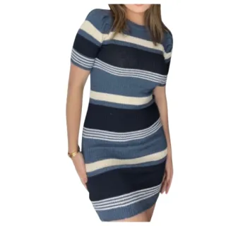 Variedade de Vestidos Tricot Modal / Manga Curta / Gola V e Redonda / Listrado Trico - Marinho Vest Liso