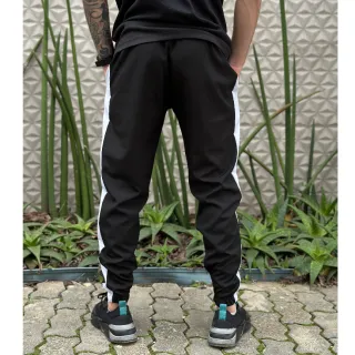 Calça Masculina CHIEF em Elastano e Tactel - CALÇA PRETA COM PUNHO CHIEF