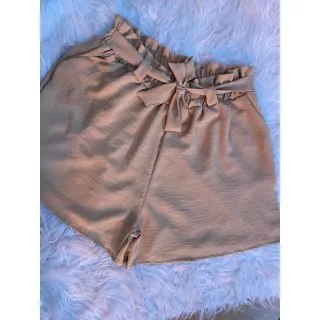 Shorts Plus Size Feminino Soltinho com Laço - Elegância e Conforto - Verde