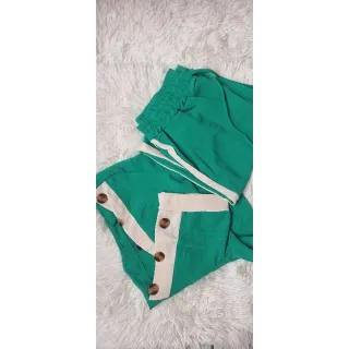 Calça Feminina com Bolsos e Blusa com Detalhe de Botão nas Mangas - Conjunto Duna - mostarda