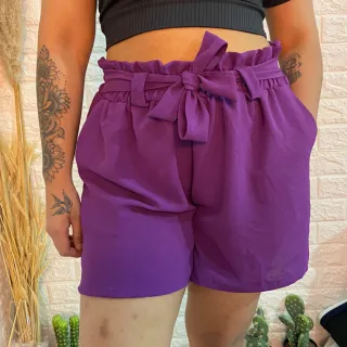 Shorts Plus Size Feminino Soltinho com Laço - Elegância e Conforto - Verde
