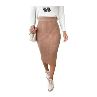 Tendência Blogueira: Saia Midi Tricot Modal com Fenda Lateral - Marsala