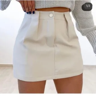 Saia de alfaiataria curta com bolsos frontais, moda verão - Verde Bandeira