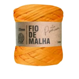 Conjuntos femininos em fio de malha: saia em macramê e saída de praia - Branco