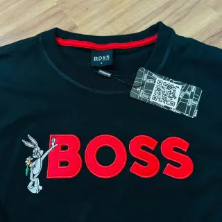 Camiseta Bordada Algodão Peruano Masculina Com Elastano - Vermelho