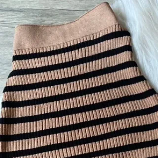 Verão Tendência Blogueira Saia Midi Tricot Modal Canelada Fenda Lateral - Preto/Nude