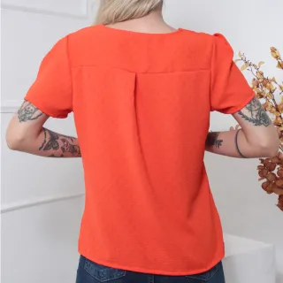 Blusa feminina manga curta com botões na frente - Tecido Duna - Verde musgo