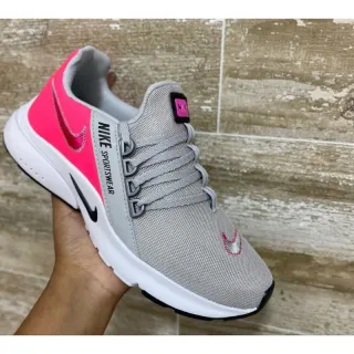 Tênis Leve Esportivo Confortável Feminino para Academia e Caminhada - Uva/pto(sola lilás)