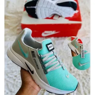 Tênis Leve Esportivo Confortável Feminino para Academia e Caminhada - Uva/pto(sola lilás)