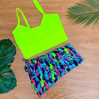 Conjunto Fitness Feminino Estampado - Cropped Top com Bojo e Short de Cordinha Regulagem - Estampa 2