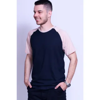 Camiseta Raglan Masculina de Manga Curta com Gola Redonda - CAQUI/CARAMELO