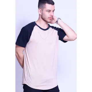 Camiseta Raglan Masculina de Manga Curta com Gola Redonda - CAQUI/CARAMELO