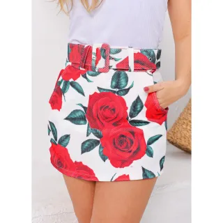 Malha pop floral: saia curta com cinto, tendência verão 2023 - Azul Bebê