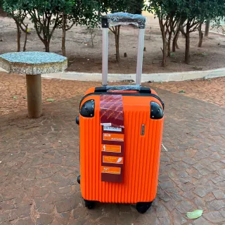 Mala de Bordo para Viagem com Rodinhas 360 Graus, Material em ABS Resistente e Cadeados Embutidos - N verde 17