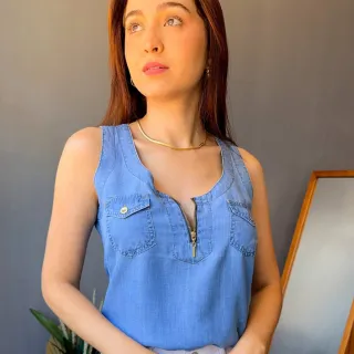 Blusa feminina jeans regata verão com bolso e zíper - JEANS ESCURO