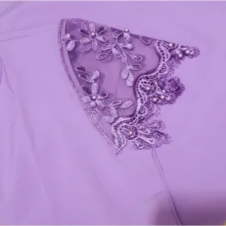 Blusa feminina manga curta bordada com pérolas - moda evangélica - Lilás