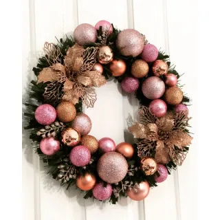 Bolinhas e Flores: Guirlanda Natalina - Rosa