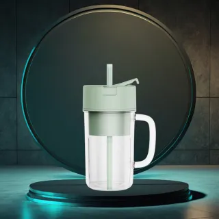Super Resistente Liquidificador Portátil Recarregável USB 420ml com Canudo 6 Lâminas - SORTIDOS